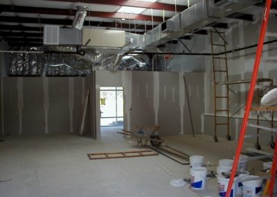 1999 - Shelter under construction